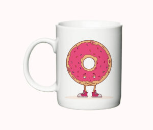 Hvidt keramisk krus med illustration af en donut med sneakers og et trist ansigtsudtryk.