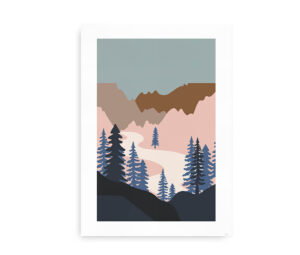 Abstrakt plakat af et landskab med bjerge og træer, i dæmpede farver.