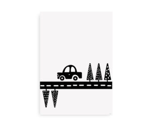 Plakat til børn med illustration af en sort bil på en vej omgivet af træer i sort-hvid stil.