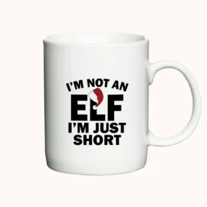 Hvidt julekrus med sjov tekst "I'm Not an Elf, I'm Just Short."