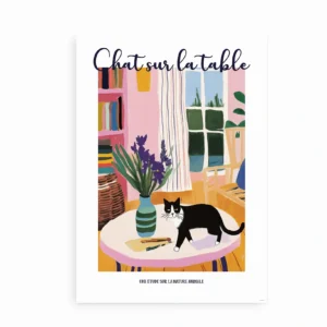 Kunstplakat med en sort-hvid kat og et farverigt bordarrangement.