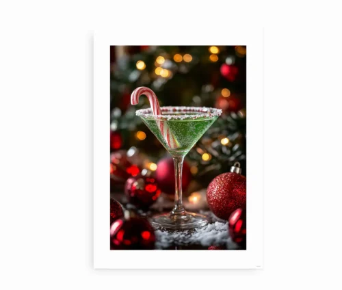 Christmas Cocktail plakat med et cocktailglas, grøn julecocktail og candy cane, trykt på papir uden ramme.