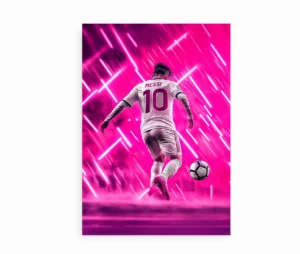 Lionel Messi plakat med neonpink baggrund og bold i bevægelse.