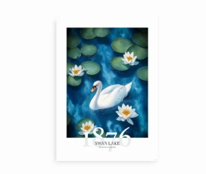 "Swan Lake"-plakat uden ramme, der viser en svane omgivet af åkander på en blå sø.