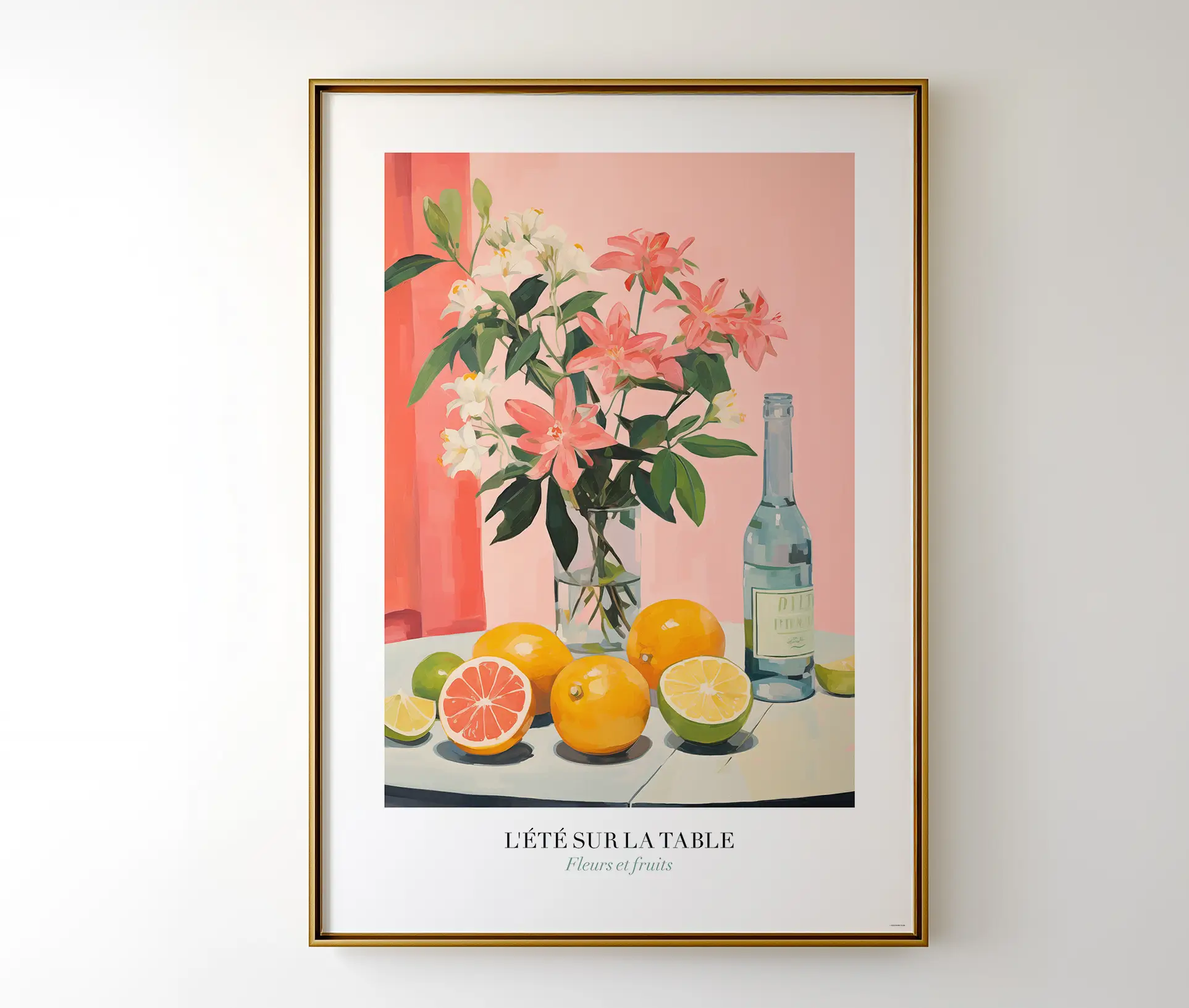 Indrammet plakat med frugt, blomster og vinflaske på rosa baggrund