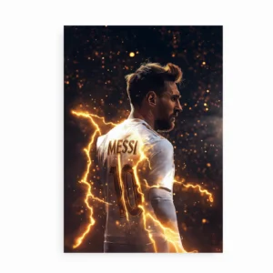 Plakat med fodboldspiller i hvid trøje og navnet Messi omgivet af lyn
