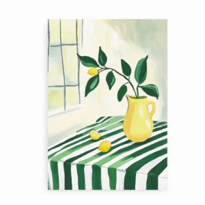 Fritlagt plakat med citroner i gul kande på stribet dug