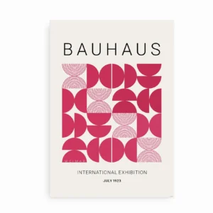 Plakat med geometrisk Bauhaus-design i pink og hvid med teksten "BAUHAUS" øverst