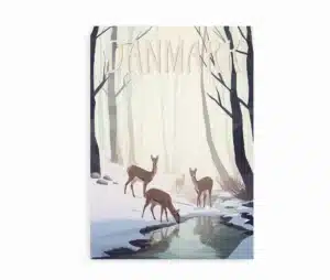 Plakat med rådyr i vinterskov ved en frossen bæk og teksten “Danmark”.