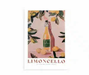 Plakat med Limoncello-flaske, citroner og grønne blade på lyserød baggrund