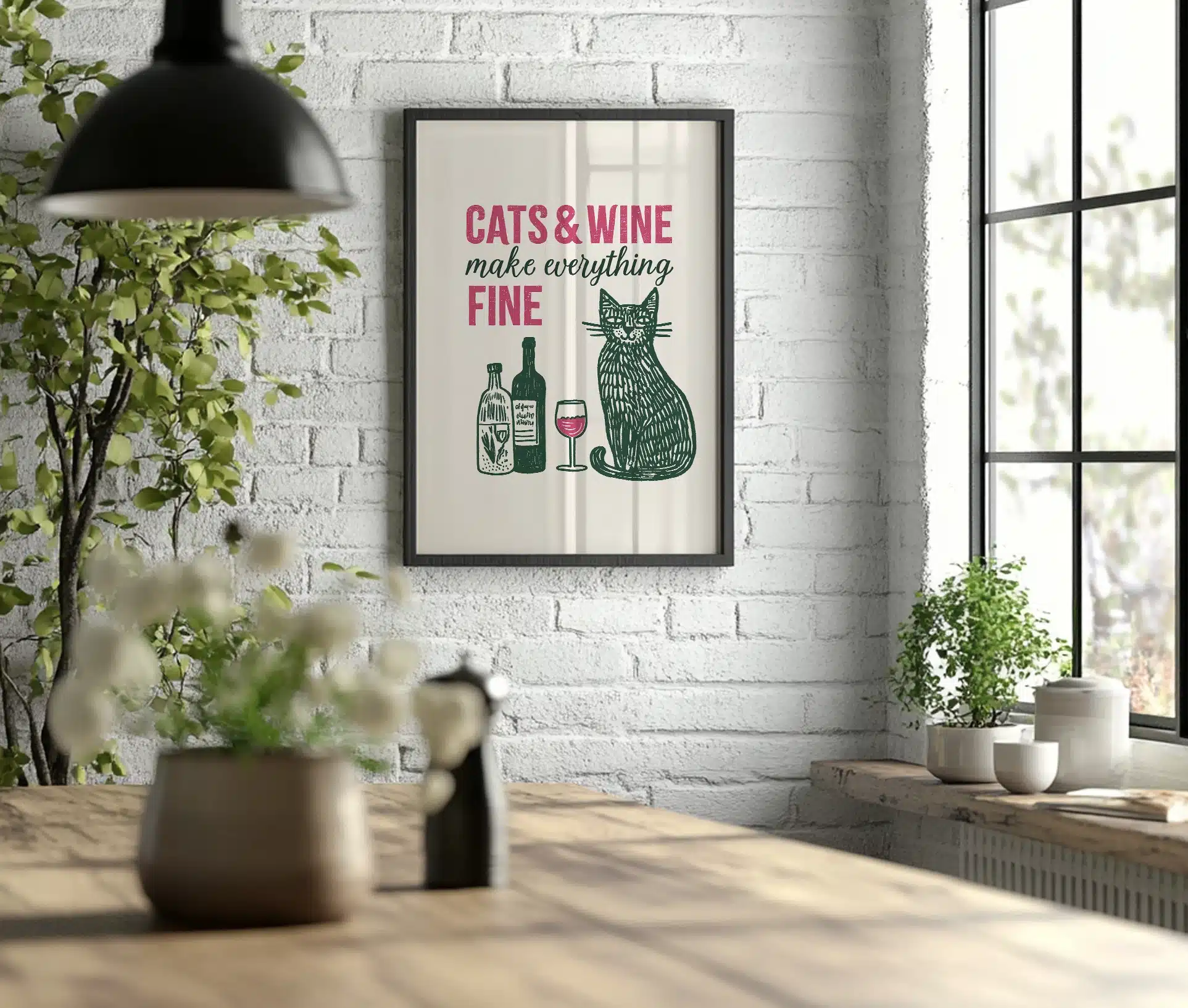 Plakat med kat og vin hængende på hvid murstensvæg i køkken med planter.