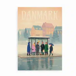 Illustreret plakat af dansk vinter med mennesker, der venter på bussen i regn og sjap. Huse med julelys i baggrunden.
