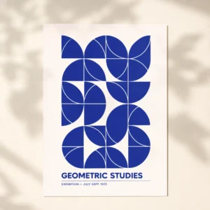 Geometric Studies plakat med blå geometriske former og halvkredse på hvid baggrund