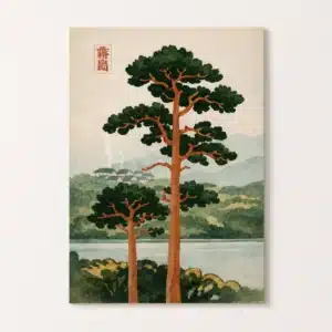 Japansk kunstplakat med to majestætiske fyrtræer ved en fredfyldt sø med bjerge og landsby i baggrunden
