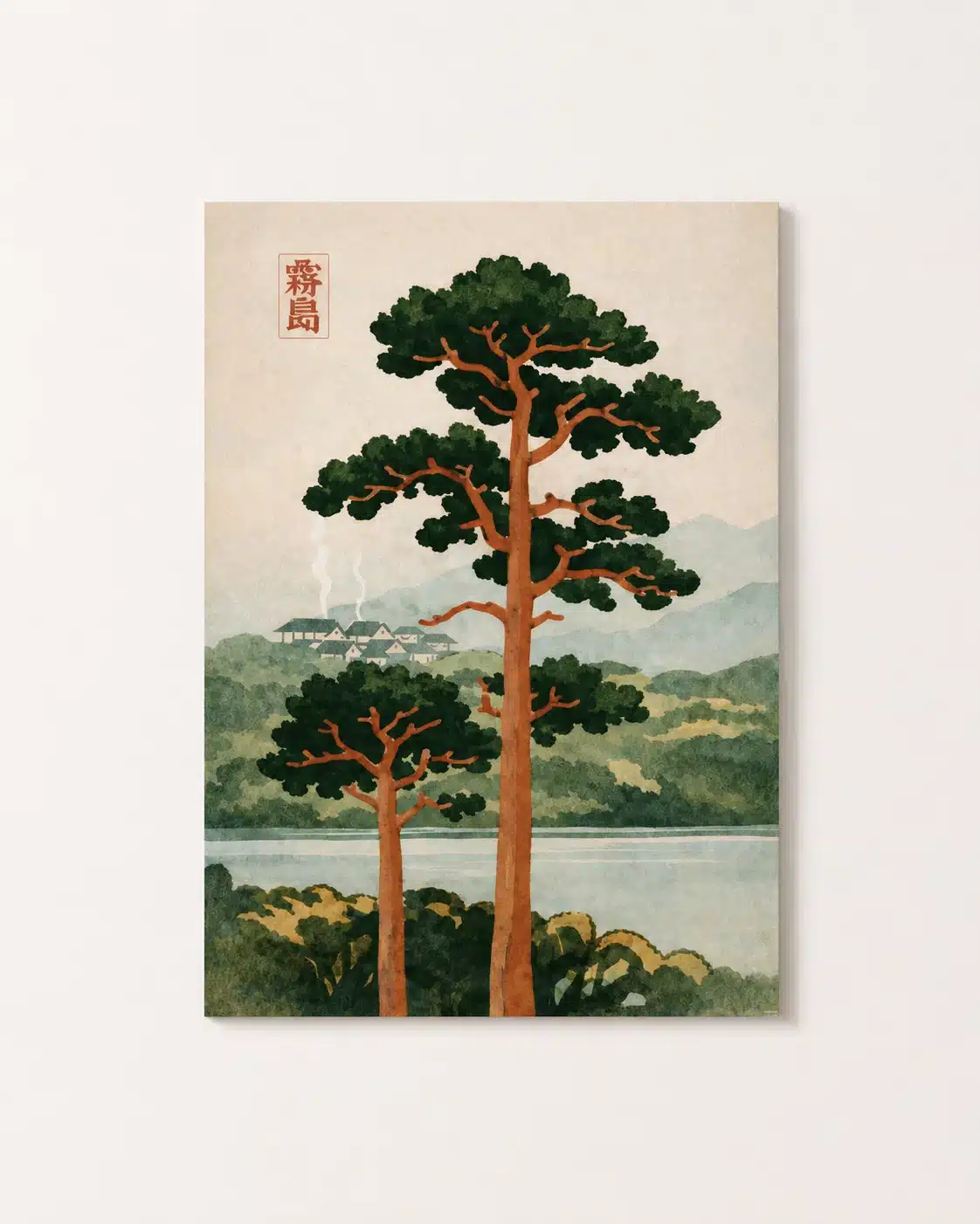 Japansk kunstplakat med to majestætiske fyrtræer ved en fredfyldt sø med bjerge og landsby i baggrunden