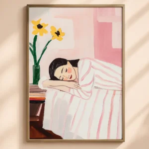 Kunstplakat med sovende kvinde i stribet tøj og gule blomster i vase på pink baggrund