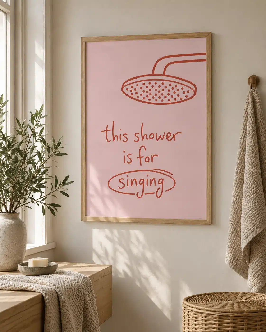 Sjov plakat til badeværelset med teksten This Shower is for Singing