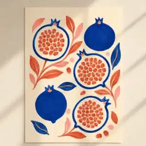 Kunstplakat med granatæbler i kongeblå og koralrød på cremfarvet baggrund